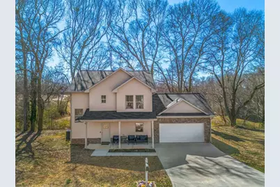 221 Cobb Drive, Royston, GA 30662 - Photo 1