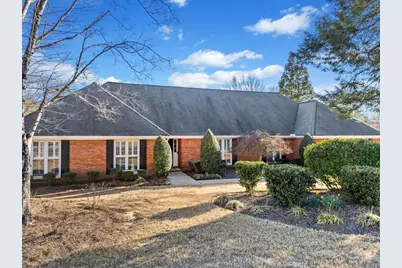 290 Connemara Drive NE, Marietta, GA 30067 - Photo 1