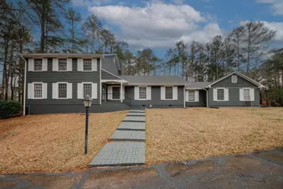 4995 Greentree Trail, College Park, GA 30349 - Photo 1