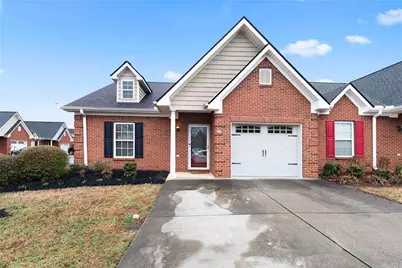 401 Roxy Place, Adairsville, GA 30103 - Photo 1