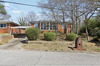 340 Brooks Avenue SW, Atlanta, GA 30310 - Photo 1