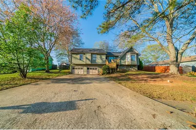 895 Tyrell Drive, Austell, GA 30106 - Photo 1