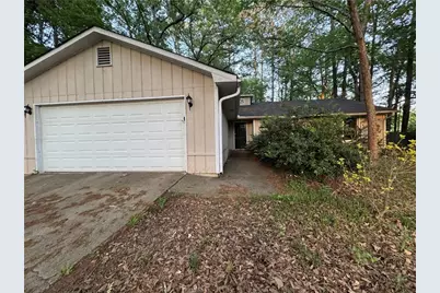 655 Raven Court, Jonesboro, GA 30238 - Photo 1