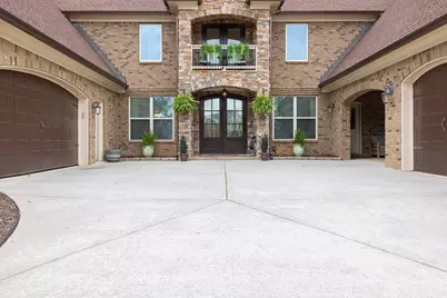 401 Sara Court, Loganville, GA 30052 - Photo 1