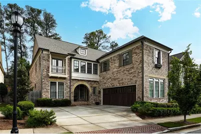 1811 Kent Avenue, Dunwoody, GA 30338 - Photo 1