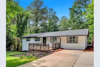 30 Dewey Lane SE, Marietta, GA 30060 - Photo 1