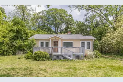 19 W New Street, Winder, GA 30680 - Photo 1