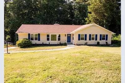 2751 Colonial Drive, College Park, GA 30337 - Photo 1