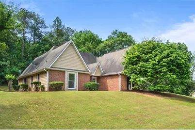 221 The Esplanade Way SE, Loganville, GA 30052 - Photo 1