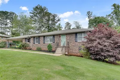 2653 Elkhart Circle SW, Marietta, GA 30064 - Photo 1