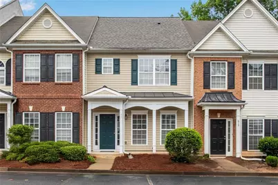 621 Kenridge Way, Suwanee, GA 30024 - Photo 1