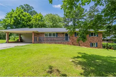 29 Parkwood Drive NE, Kennesaw, GA 30144 - Photo 1