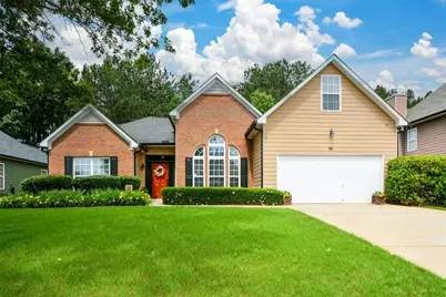 9013 Aldbury Drive, Locust Grove, GA 30248 - Photo 1