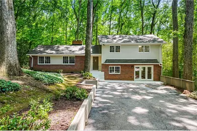 893 Vistavia Circle, Decatur, GA 30033 - Photo 1