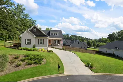 118 Dekle Drive NE, Rome, GA 30161 - Photo 1