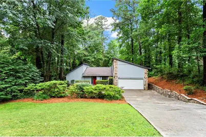 895 Fawn Way, Marietta, GA 30068 - Photo 1