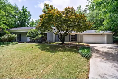 135 Pheasant Drive SE, Marietta, GA 30067 - Photo 1