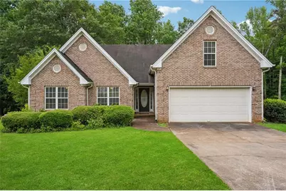 605 Pebble Boulevard, Covington, GA 30016 - Photo 1