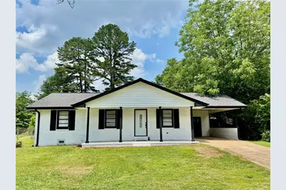 312 E Broad Street, Winder, GA 30680 - Photo 1