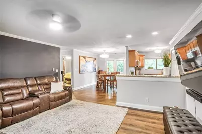 4266 Roswell Road NE #L3, Atlanta, GA 30342 - Photo 1