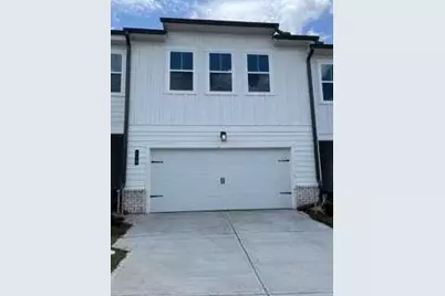 650 Point Place Drive, Loganville, GA 30052 - Photo 1