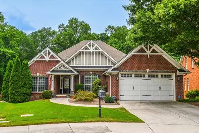 1173 Saint Charles Place, Gainesville, GA 30501 - Photo 1