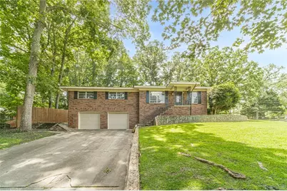 397 Hollywood Circle, Gainesville, GA 30501 - Photo 1