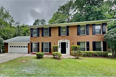 650 Lake Forest Court, Roswell, GA 30076 - Photo 1