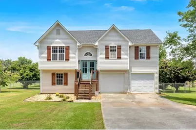 54 Auburn Drive SW, Cartersville, GA 30120 - Photo 1