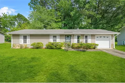 2454 Fairway Circle SW, Atlanta, GA 30331 - Photo 1