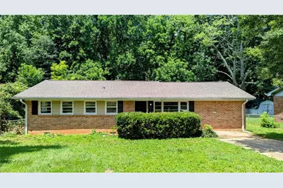 3985 Lindsey Drive, Decatur, GA 30035 - Photo 1