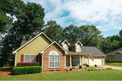 1415 Red Oak Way, Winder, GA 30680 - Photo 1