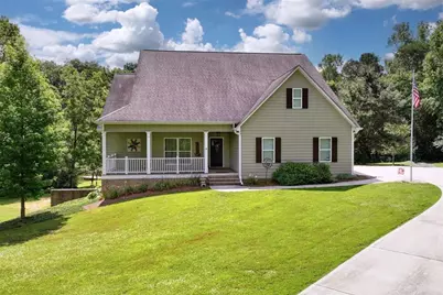 806 Skelton Road, Hoschton, GA 30548 - Photo 1