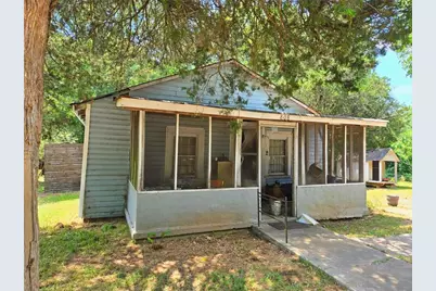 808 Davis Street, Monroe, GA 30655 - Photo 1