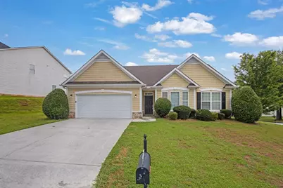 8900 Crestview Circle, Union City, GA 30291 - Photo 1