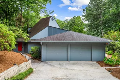 3863 Dundee Drive NE, Roswell, GA 30075 - Photo 1