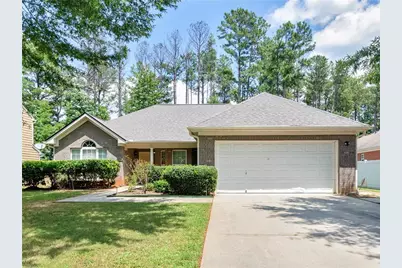 8 Victoria Drive, Fairburn, GA 30213 - Photo 1