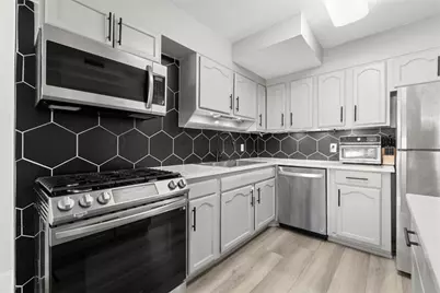 2965 Pharr Court South NW #304, Atlanta, GA 30305 - Photo 1