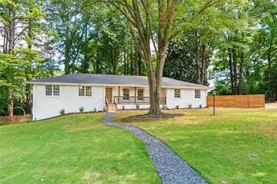 800 Kiowa Drive NE, Marietta, GA 30060 - Photo 1