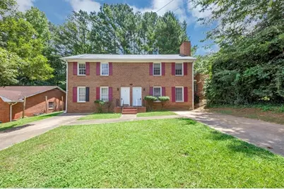 424 Tarragon Way SW, Atlanta, GA 30331 - Photo 1