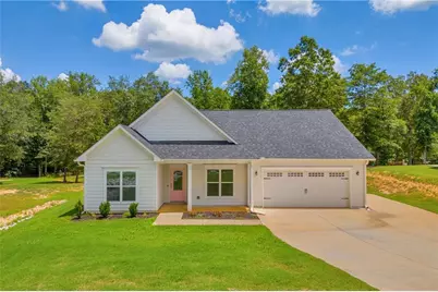 191 N Point Circle, Hartwell, GA 30643 - Photo 1