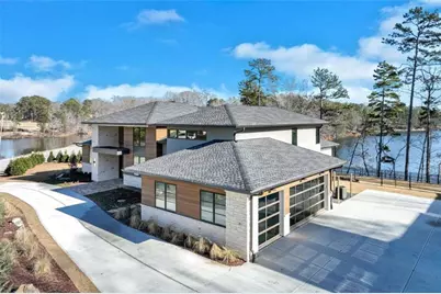 799 East Lake Drive, Gainesville, GA 30506 - Photo 1