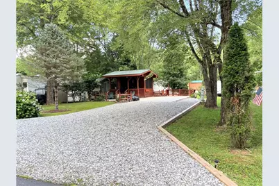 129 Fishtail Circle, Cleveland, GA 30528 - Photo 1