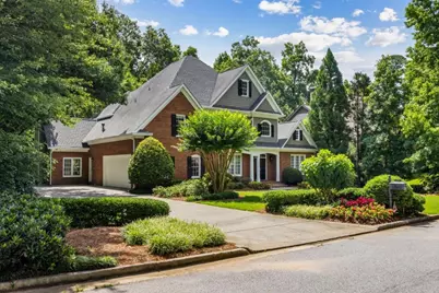 125 Franklin, Atlanta, GA 30342 - Photo 1