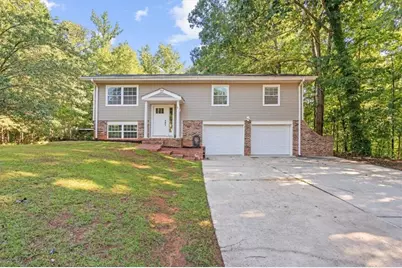 115 Riviera Drive, Carrollton, GA 30116 - Photo 1