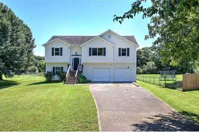 18 Greenmont Court SW, Cartersville, GA 30120 - Photo 1