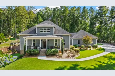 165 Garnett Point Drive, Carrollton, GA 30117 - Photo 1