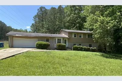 180 N Star Trail SW, South Fulton, GA 30331 - Photo 1