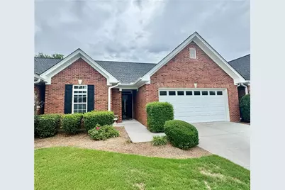 137 Regency Row SW, Calhoun, GA 30701 - Photo 1