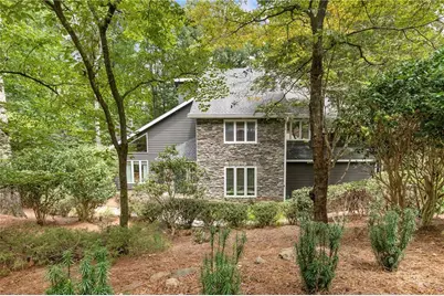 585 S Shore Place, Roswell, GA 30076 - Photo 1